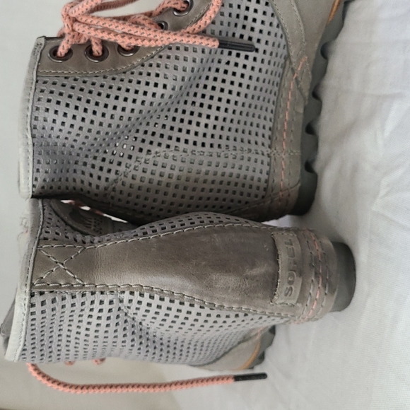 Booties - Picture 5 of 6